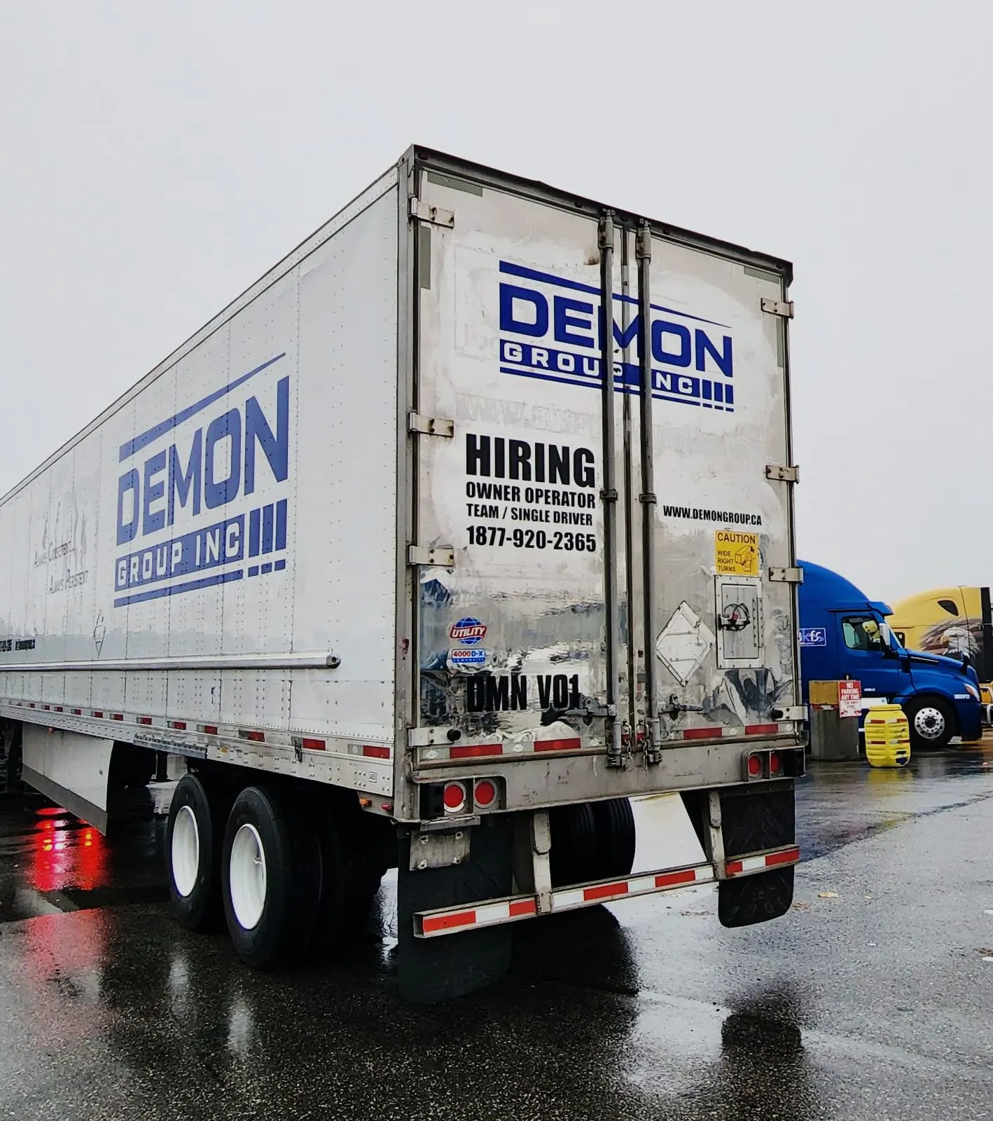 Printed recruiting graphics on trailer rear doors